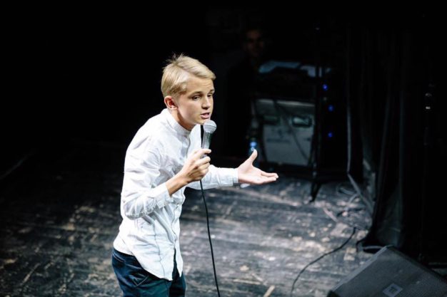 открытый микрофон сериал актёры. открытый микрофон финалисты. игорь таралецкий комик. игорь тарлецкий. открытый микрофон дайджест.