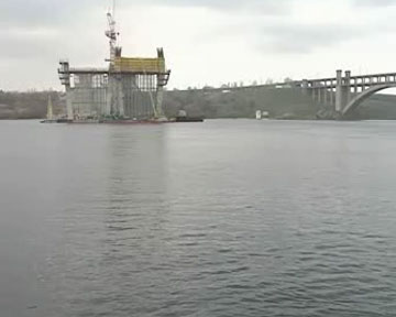 Строительство планируют закончить до 2013.
Фото podrobnosti.ua.