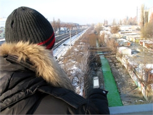 Коммунальщики принялись за укрепление реки Лыбедь.
Фото Дмитрия БЕЛОВА, kp.ua.