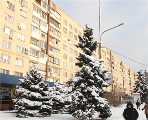 В ближайшее время 9-этажку передадут в коммунальную собственность города.
Фото kp.ua.