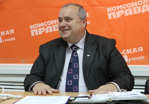 Павел Матвиенко убеждает, что у нас зерна  больше, чем нужно.
Фото vgorode.ua