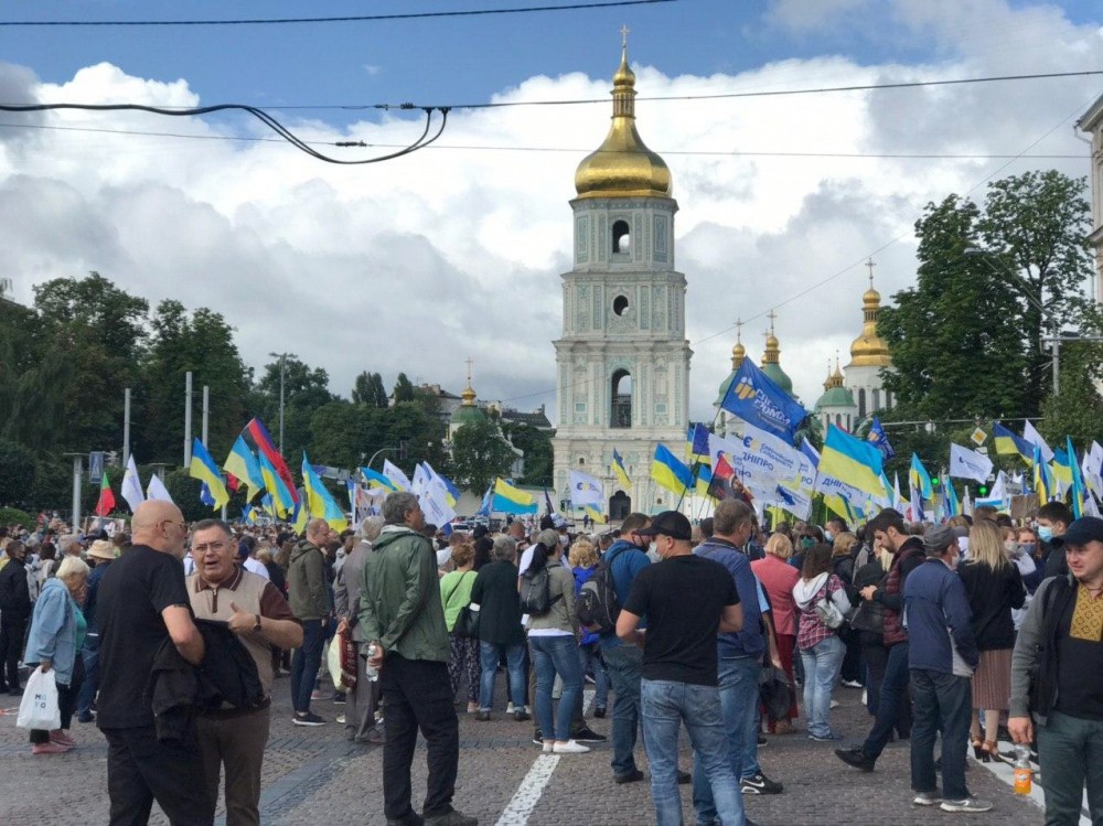 Митинг в поддержку Петра Порошенко фото:delo.ua
