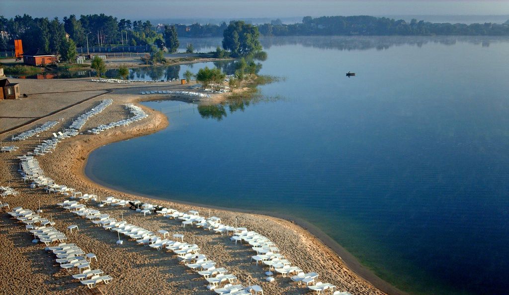 Вот так выглядит озеро. Источник фото: ukraine-is.com