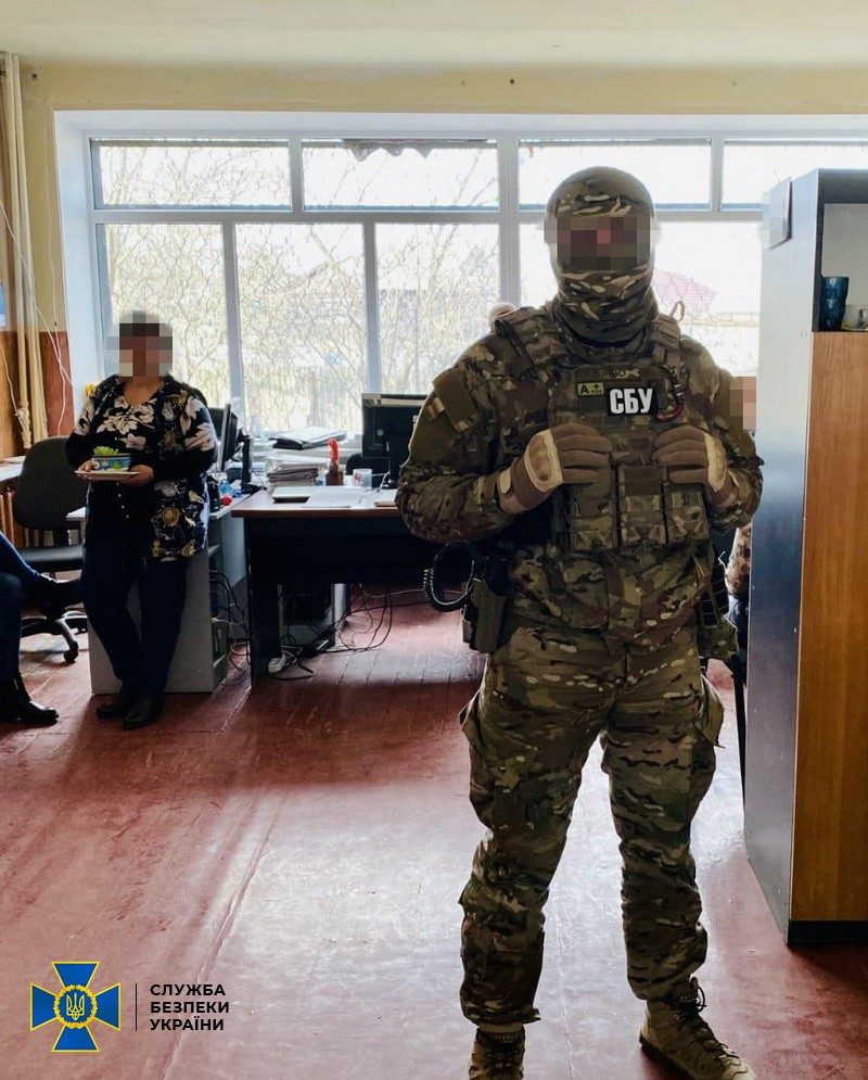 "Фирма пыталась урасть 3 миллиона гривен / фото: СБУ"