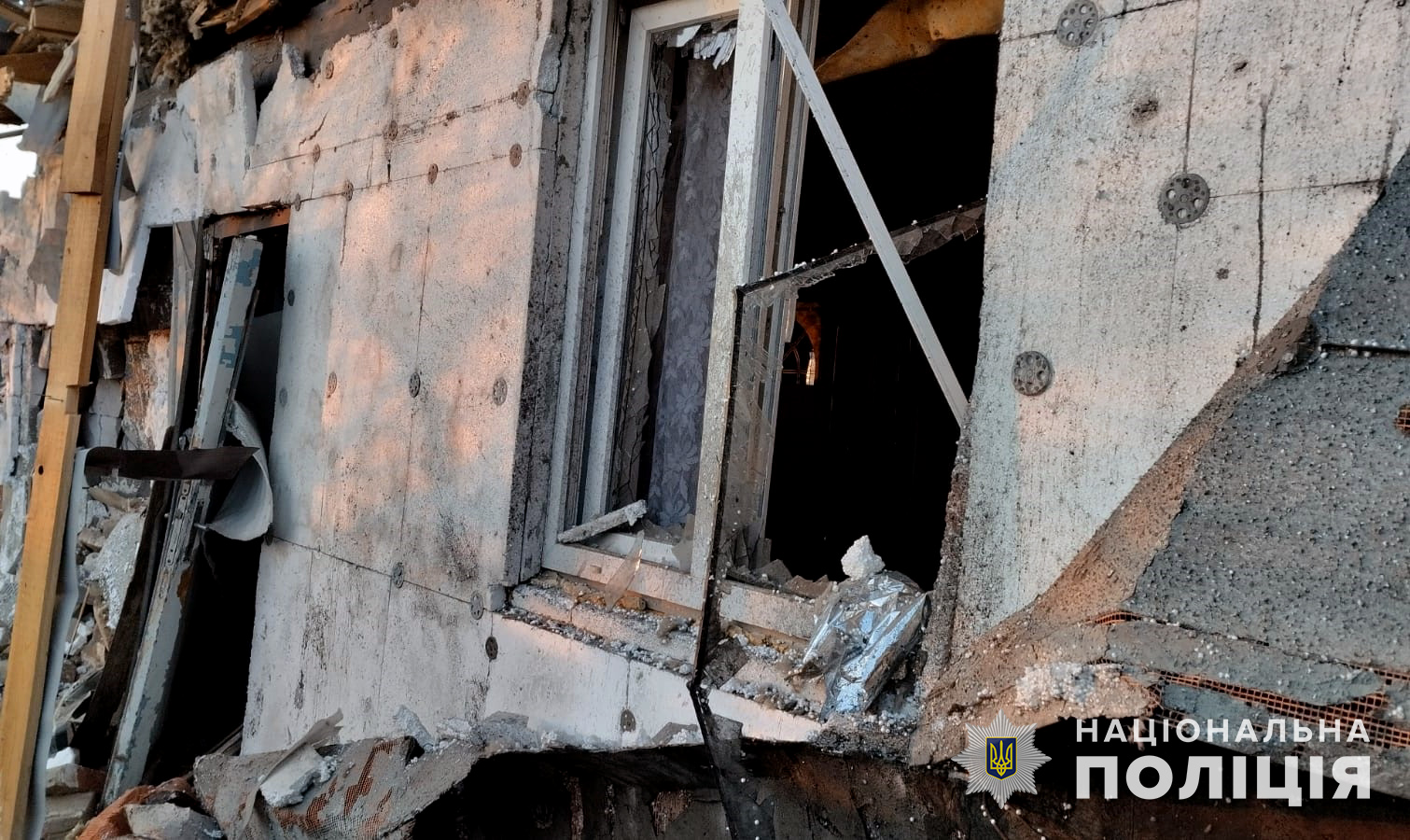 "Последствия вражеского обстрела – || фото: zp.npu.gov.ua"