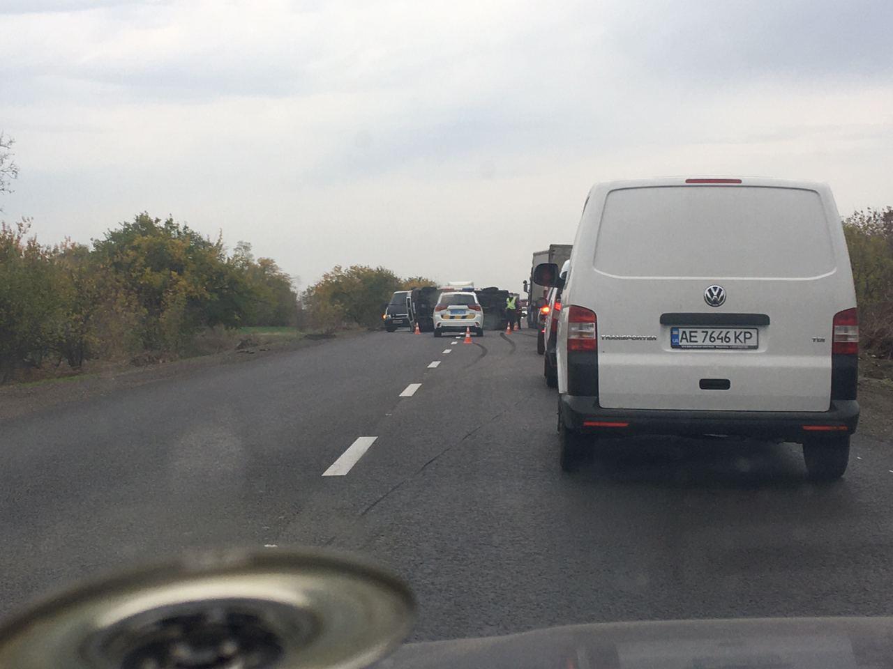 "Из-за авария возник затор / фото: Автоканал-Запорожье"