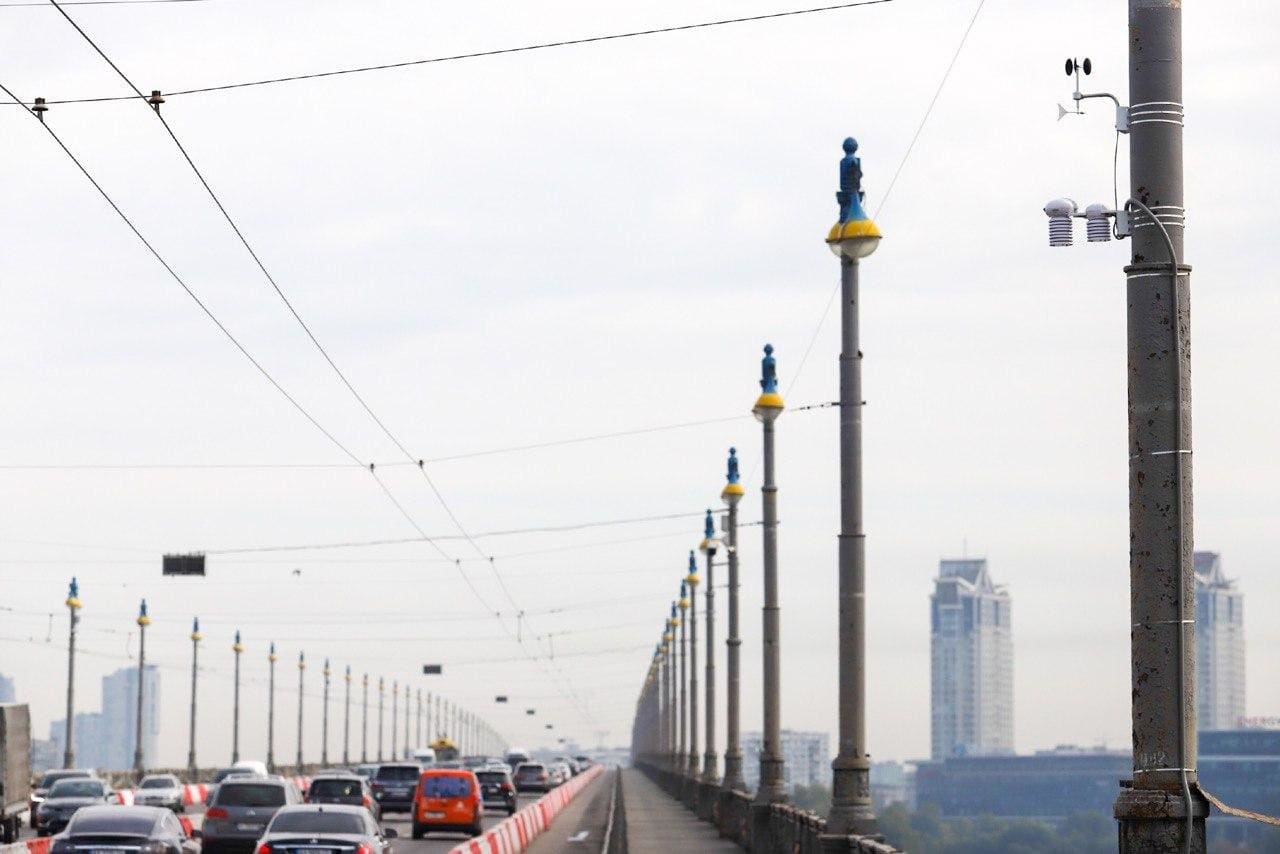 Будешь в курсе: на въездах в Киев появились дорожные метеостанции фото
