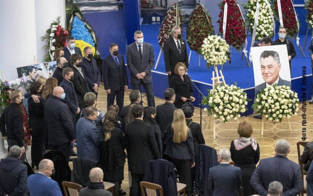 "Прощание с Александром Омельченко || Фото: kyiv.tsn. ua"
