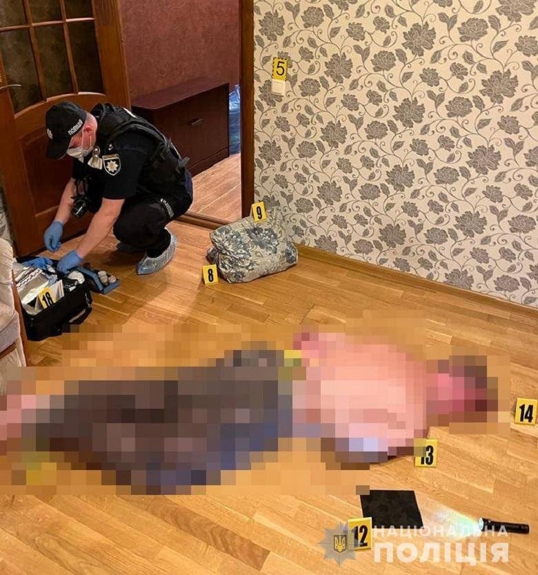 На Печерске обнаружили тело мужчины с признаками насильственной смерти. || Фото: facebook.com/UA.KyivPolice